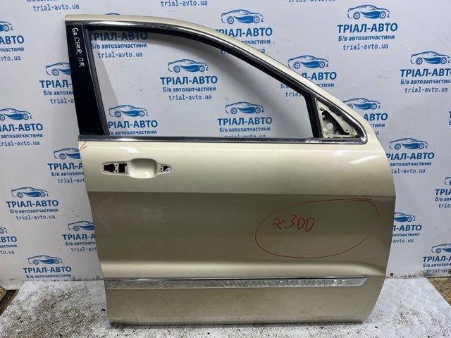 Пасажирські передні двері 55113638AK CHRYSLER