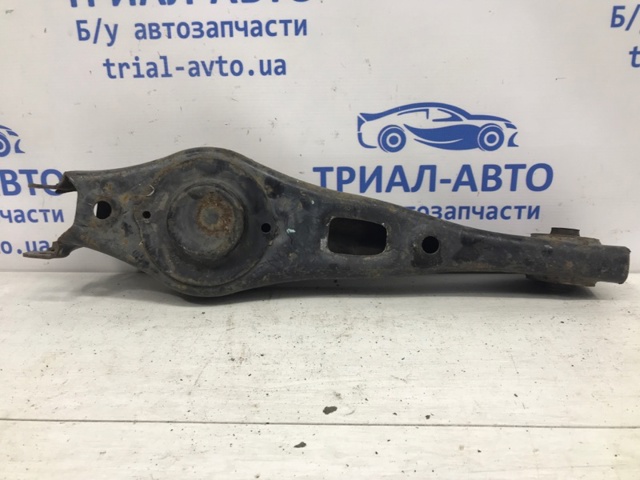 Важіль задньої підвіски нижній, лівий 552102W150 HYUNDAI