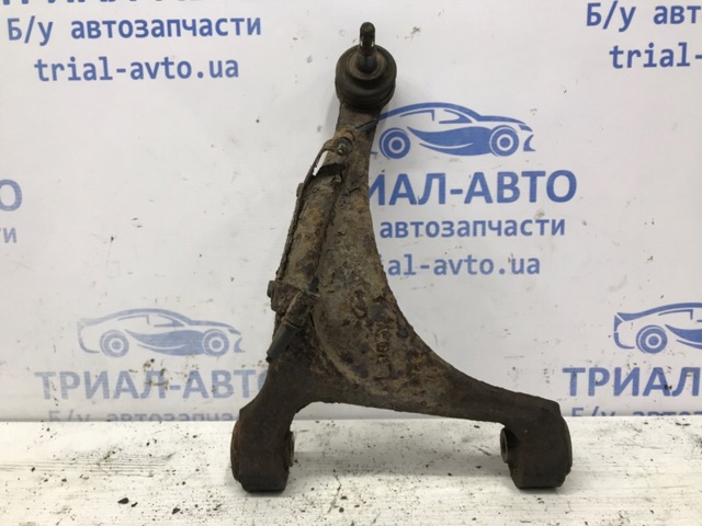 Верхній важіль задньої підвіски лівий 552302P000 HYUNDAI