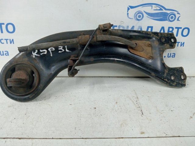 Важіль/тяга задньої підвіски подовжній нижній, лівий 552703W050 HYUNDAI