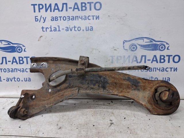 Важіль/тяга задньої підвіски подовжній верхній, правий 552801H000 HYUNDAI