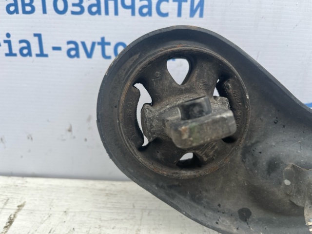 Важіль/тяга задньої підвіски подовжній нижній, правий 55280C5050 HYUNDAI