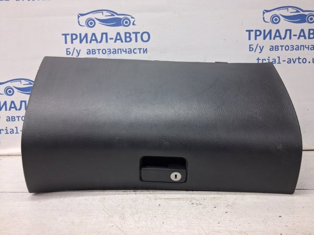 Кришка бардачка 5555005070B0 TOYOTA