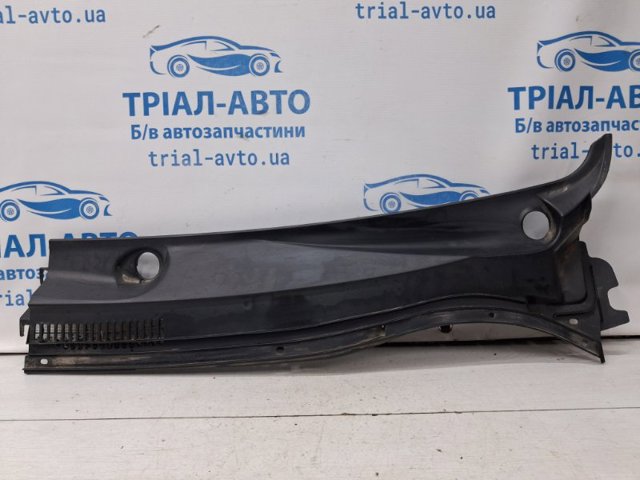 Решітка склоочисників, права 5578105061 TOYOTA