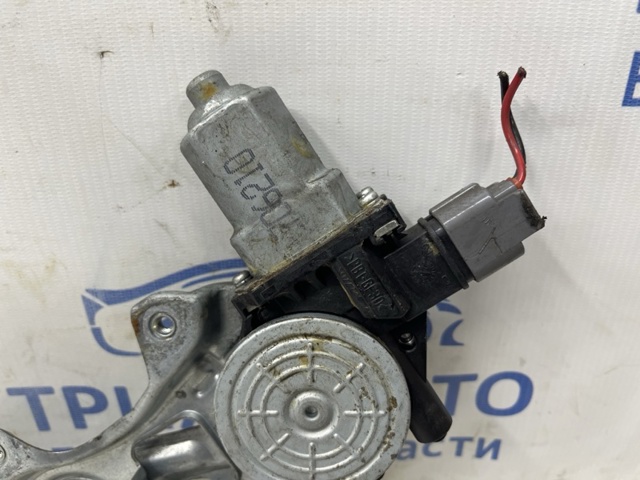 Мотор склопідйомника дверей задніх, лівих 5713A371 MITSUBISHI