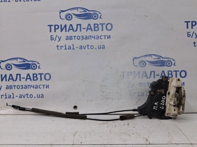 Замок передніх пасажирських дверей 5715A186 MITSUBISHI