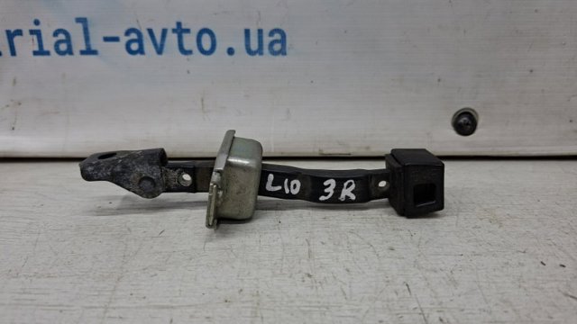 Обмежувач відкриття дверей, задній 5732A029 MITSUBISHI