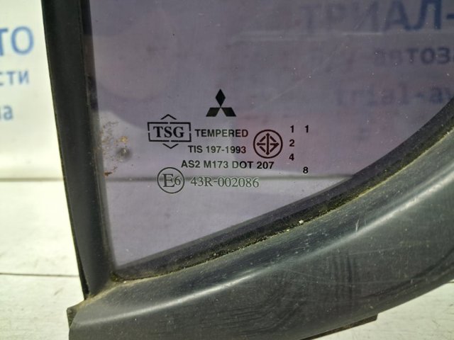Скло-кватирка двері, задньої, лівої 5740A205 MITSUBISHI