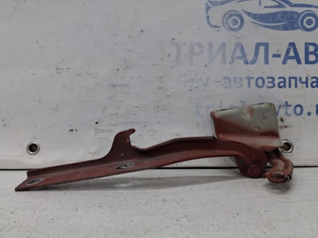 Петля капота, ліва 5742065J00 SUZUKI