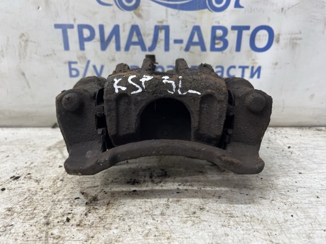 Задній гальмівний супорт лівий 582102Y500 HYUNDAI