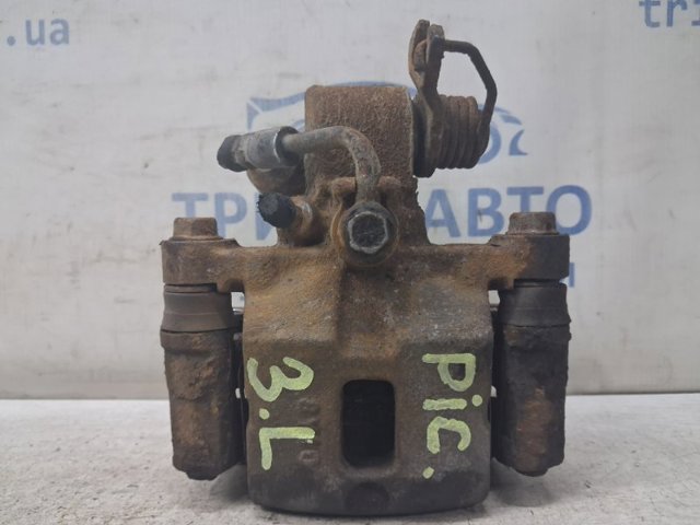 Задній гальмівний супорт лівий 5831007320 HYUNDAI
