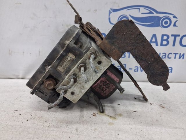 Блок АБС гідравлічний Хендай Ай 30