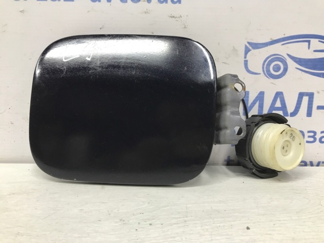 Дверцята бензобака 5940A010 MITSUBISHI