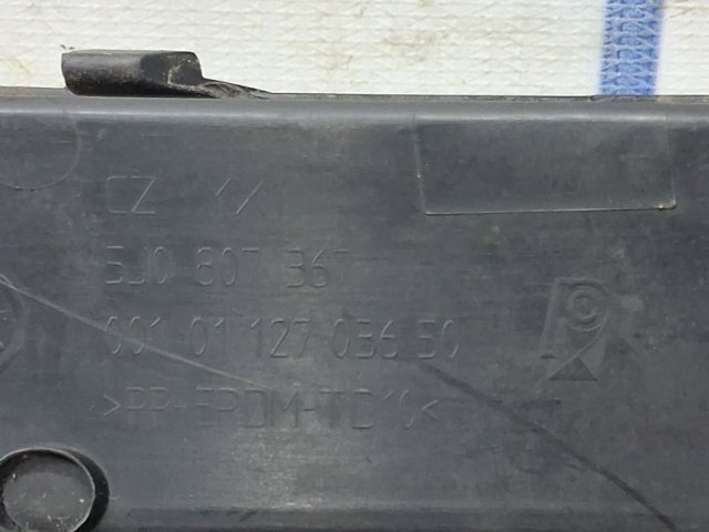 Решітка бампера, ліва 5J0807367 VAG