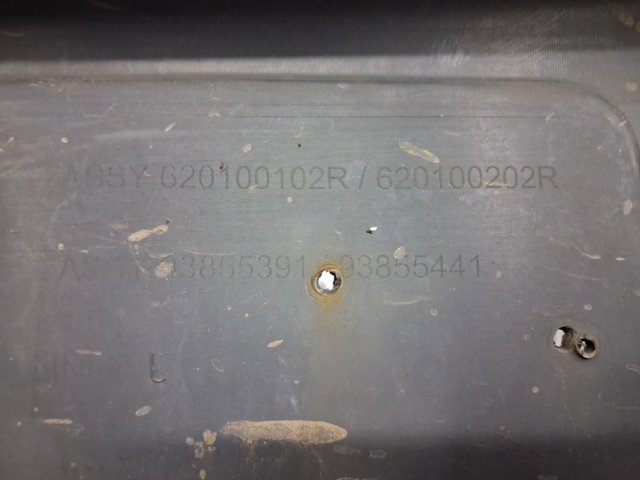 Бампер передній в зборі 620100102R RENAULT