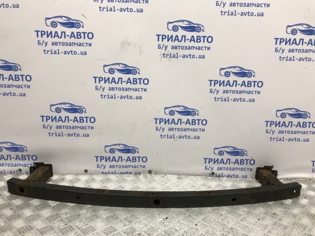 Буфер бампера переднього 620304EA0D NISSAN