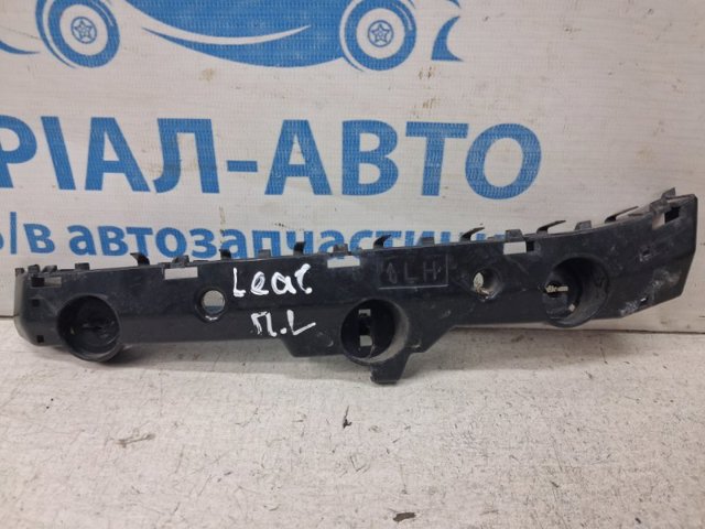 Кронштейн кріплення бампера переднього правий 622245SK0A NISSAN