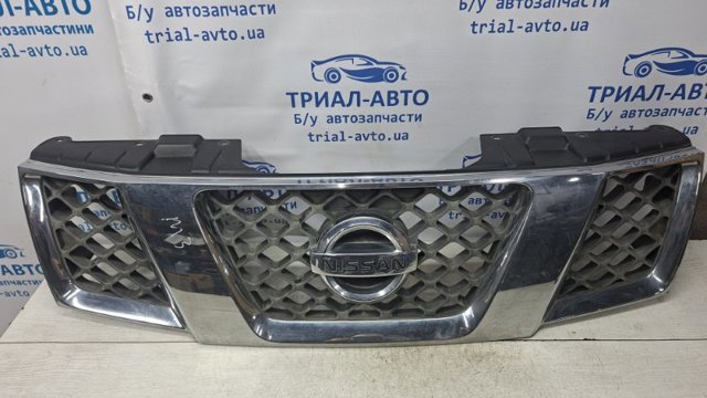 Решітка 62310EB400 NISSAN