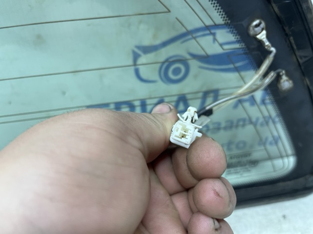 Стукло багажника, праве 6271005100 TOYOTA