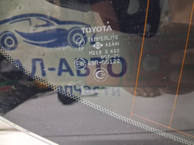 Скло кузова/багажного відсіку, праве 6271060891 TOYOTA