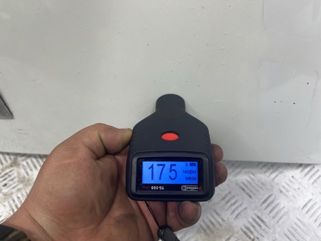 Ліве переднє крило 63101CG000 NISSAN