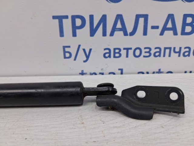 Амортизатор двері 3/5-ї задньої 63269SG010 SUBARU