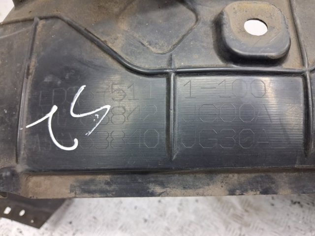 Підкрилок переднього крила, правий 63842JG00A NISSAN