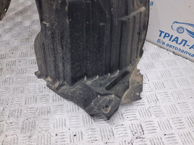 Підкрилок передній лівий 63843AX600 NISSAN