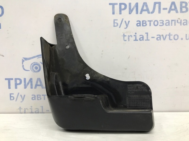 Бризговик передній, лівий 638554CE0A NISSAN