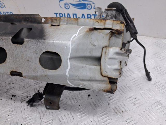Балка бампера переднього 6400G345 MITSUBISHI