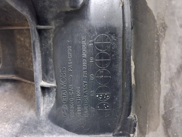 Рамка передньої панелі 641011H300 HYUNDAI