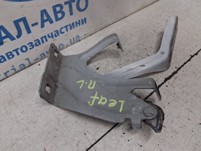 Шарнір капота лівий 654015SK0B NISSAN