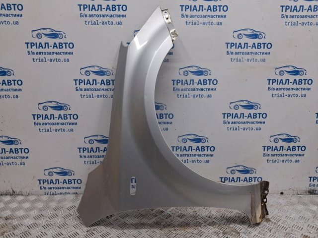 Переднє праве крило 663211H010 HYUNDAI