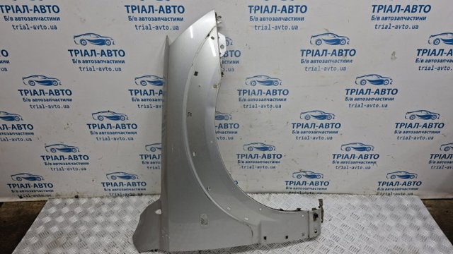 Переднє праве крило 663213E141 HYUNDAI