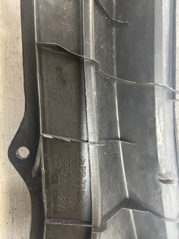 Жабо, праве 66862CG00A NISSAN