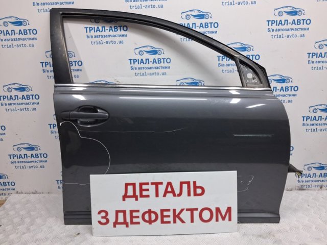 Дверка передня права 6700105050 TOYOTA