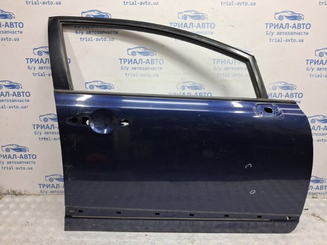Дверка передня права 67010SNAA00ZZ HONDA