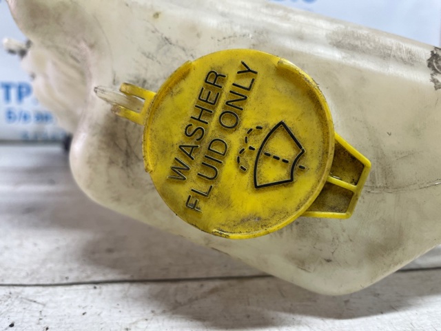 Бачок омивача лобового скла 68041379AA CHRYSLER