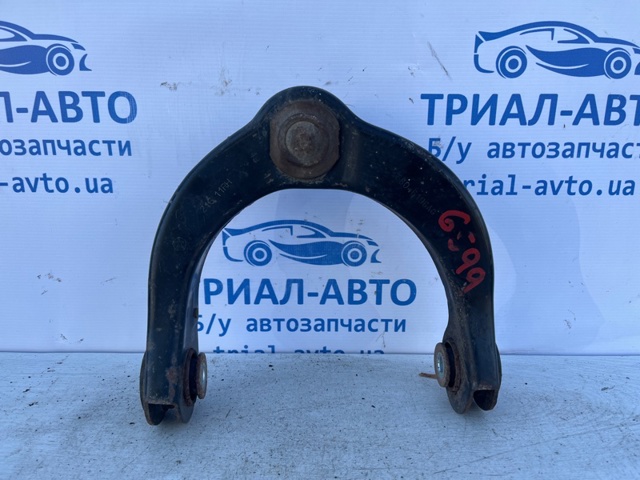 Важіль передньої підвіски верхній, правий 68046196AG CHRYSLER