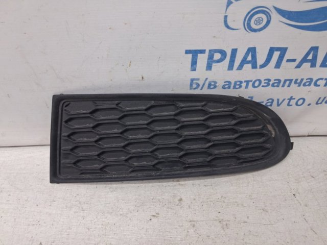 Решітка бампера, ліва 68079853AA CHRYSLER