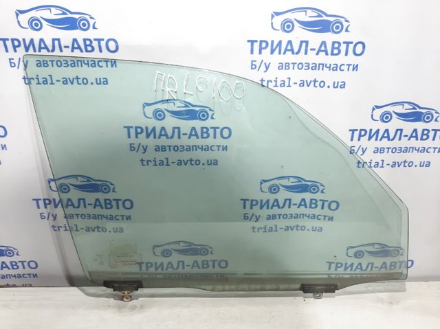 Скло передніх дверей, правих 6810160221 TOYOTA