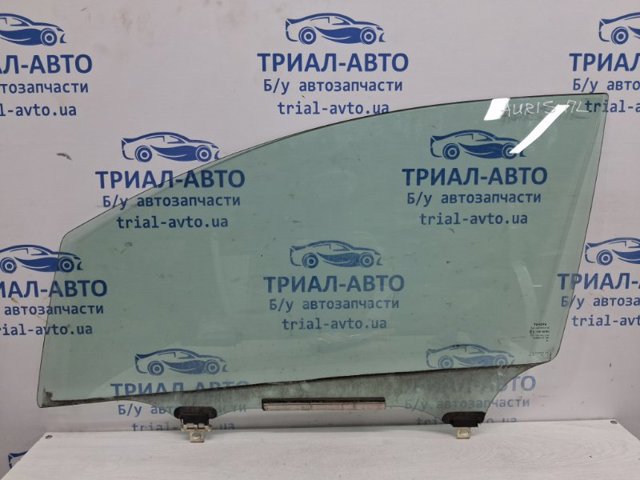 Скло та ущільнювачі скла вітрового правого/лівого 6810202230 TOYOTA