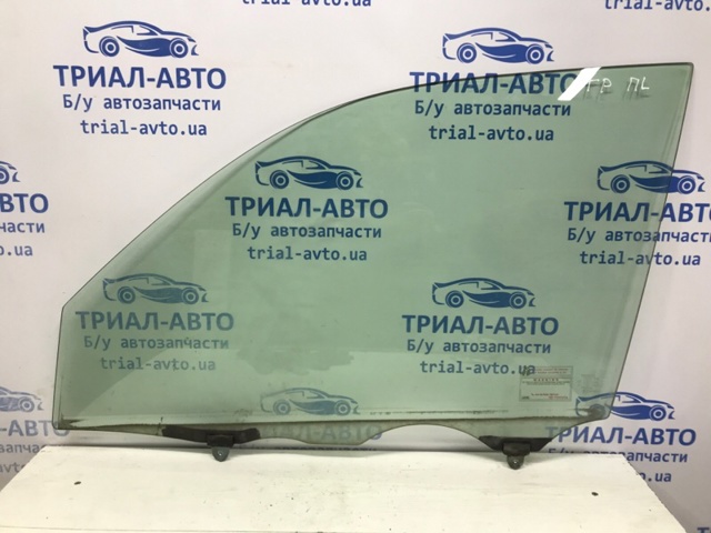 Скло та ущільнювачі скла вітрового правого/лівого 6810260331 TOYOTA
