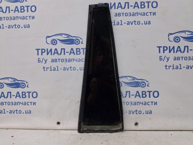 Кватирка дверей трикутник, задньої, лівої 6812460221 TOYOTA