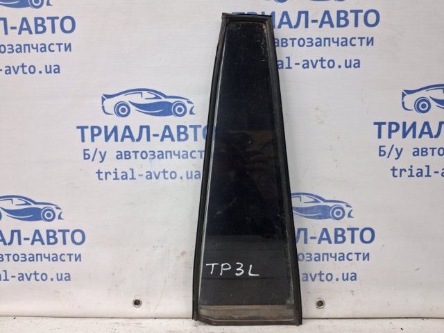 Куточок задніх лівих дверей 6812460221 TOYOTA