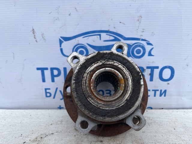 Маточина колеса передня 68141123AD CHRYSLER