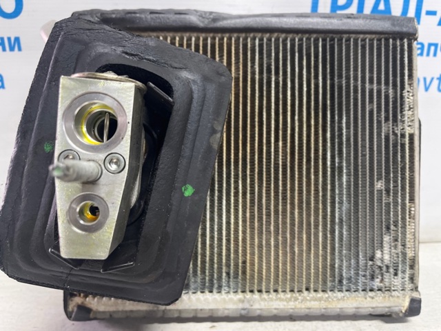 Випарник 68153946AA CHRYSLER