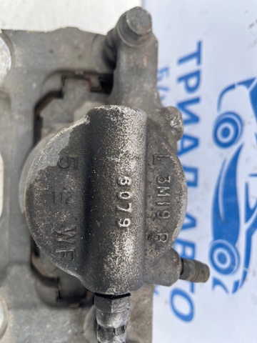 Супорт гальмівний, передній, правий 68225168AA CHRYSLER