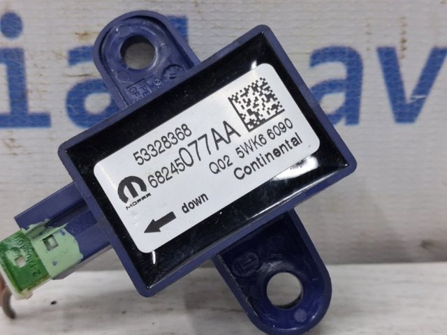 Датчик AIRBAG передній 68245077AA CHRYSLER