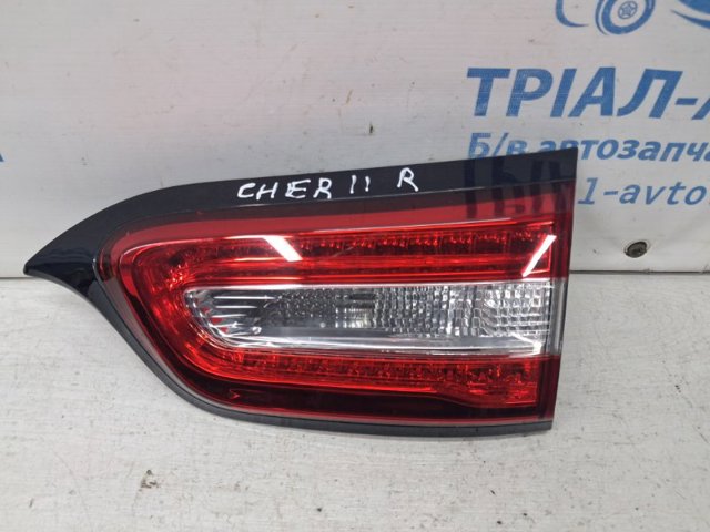 Ліхтар задній правий, внутрішній 68330344AA CHRYSLER